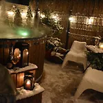 Laura Sauna & Goraca Balia