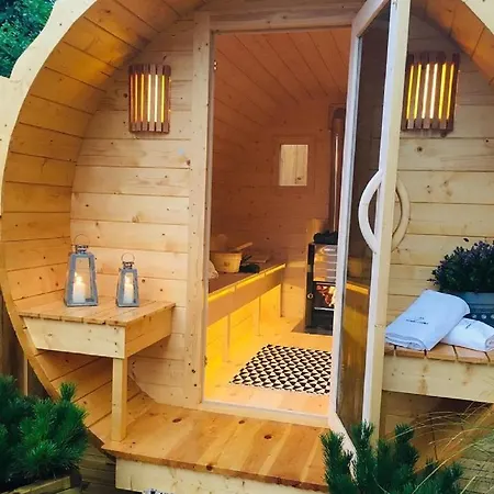 Деревянный коттедж Laura Sauna & Goraca Balia
