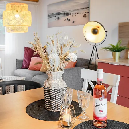 Laura Sauna & Goraca Balia ロッジ Jastrzębia Góra