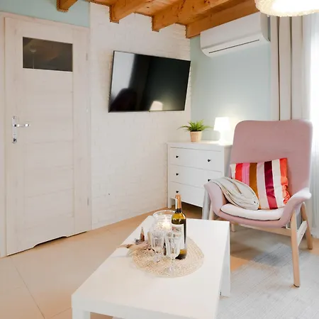 ロッジ Laura Sauna & Goraca Balia *