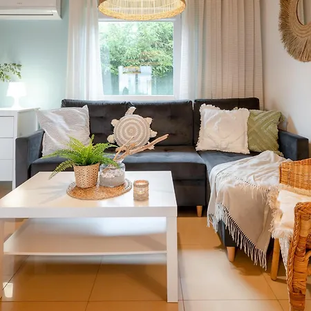 Laura Sauna & Goraca Balia