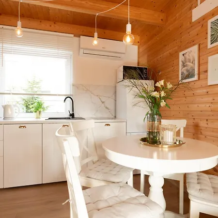 Laura Sauna & Goraca Balia *