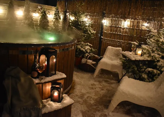 Laura Sauna & Goraca Balia