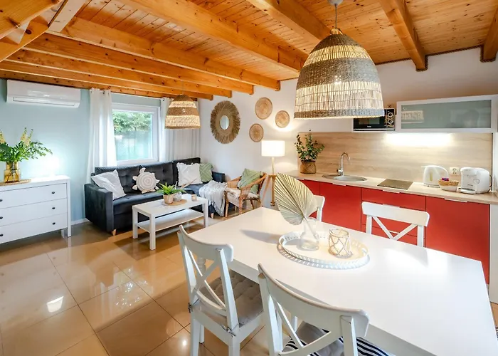 Laura Sauna & Goraca Balia