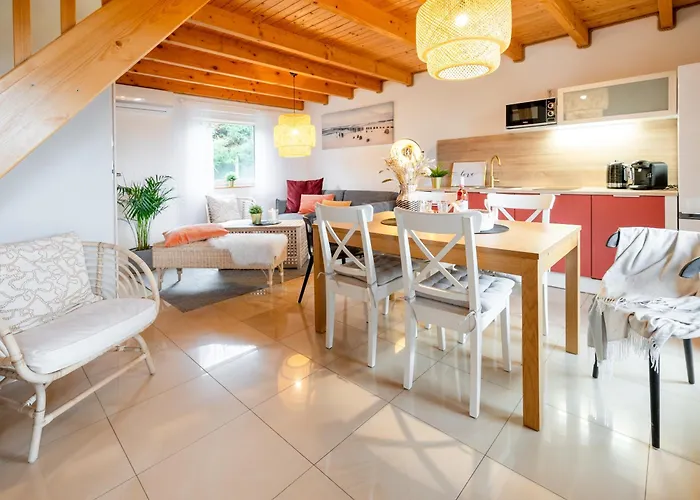 Laura Sauna & Goraca Balia *