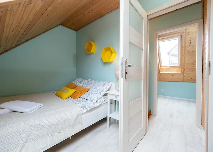 Laura Sauna & Goraca Balia