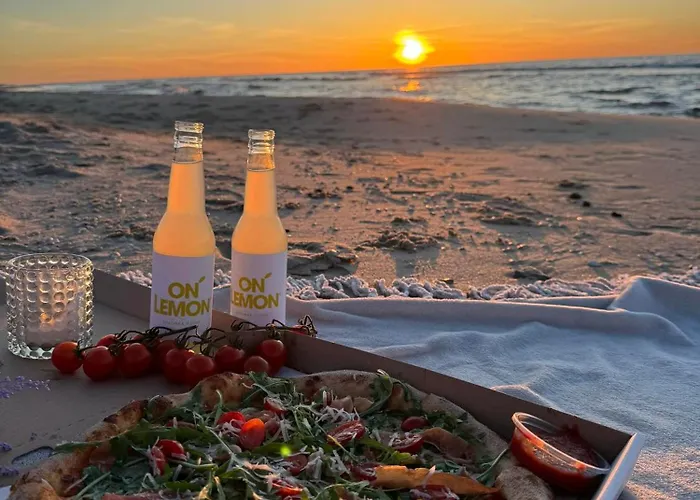 Laura Sauna & Goraca Balia *