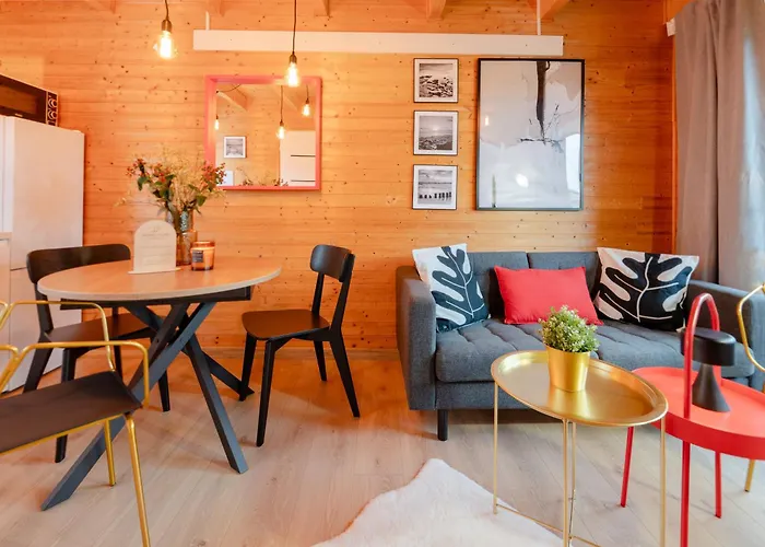 Laura Sauna & Goraca Balia *