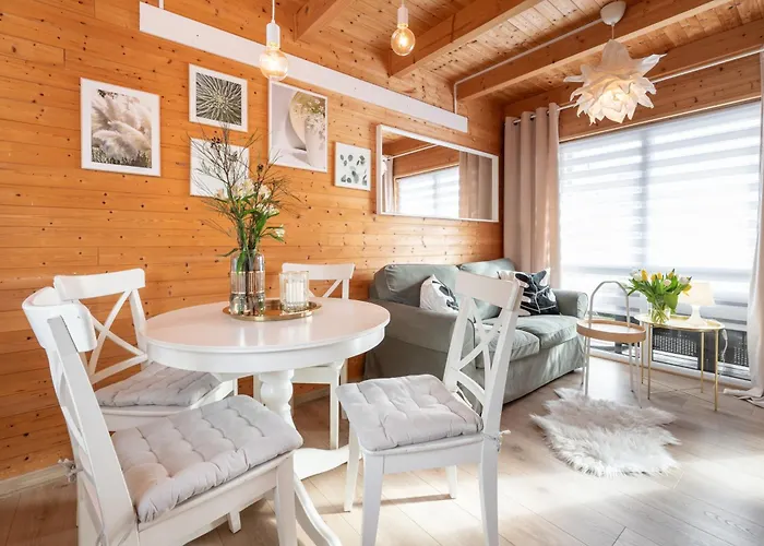 Hytte Laura Sauna & Goraca Balia Jastrzębia Góra